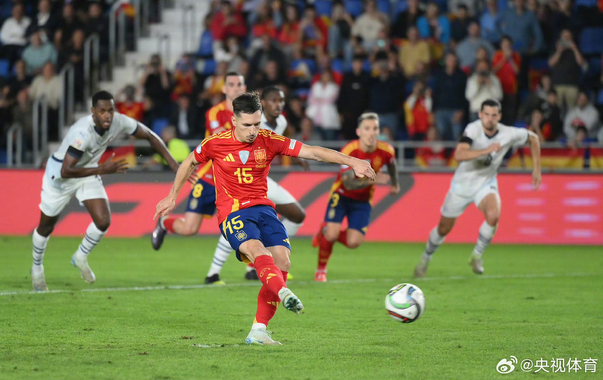 欧国联比赛热门队伍次回合大获胜利 欧国联比赛热门队伍次回合大获胜利