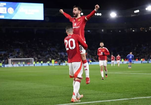 曼联主场-击败狼队,布鲁诺进球献助攻的简单介绍 曼联主场-击败狼队,布鲁诺进球献助攻的简单介绍