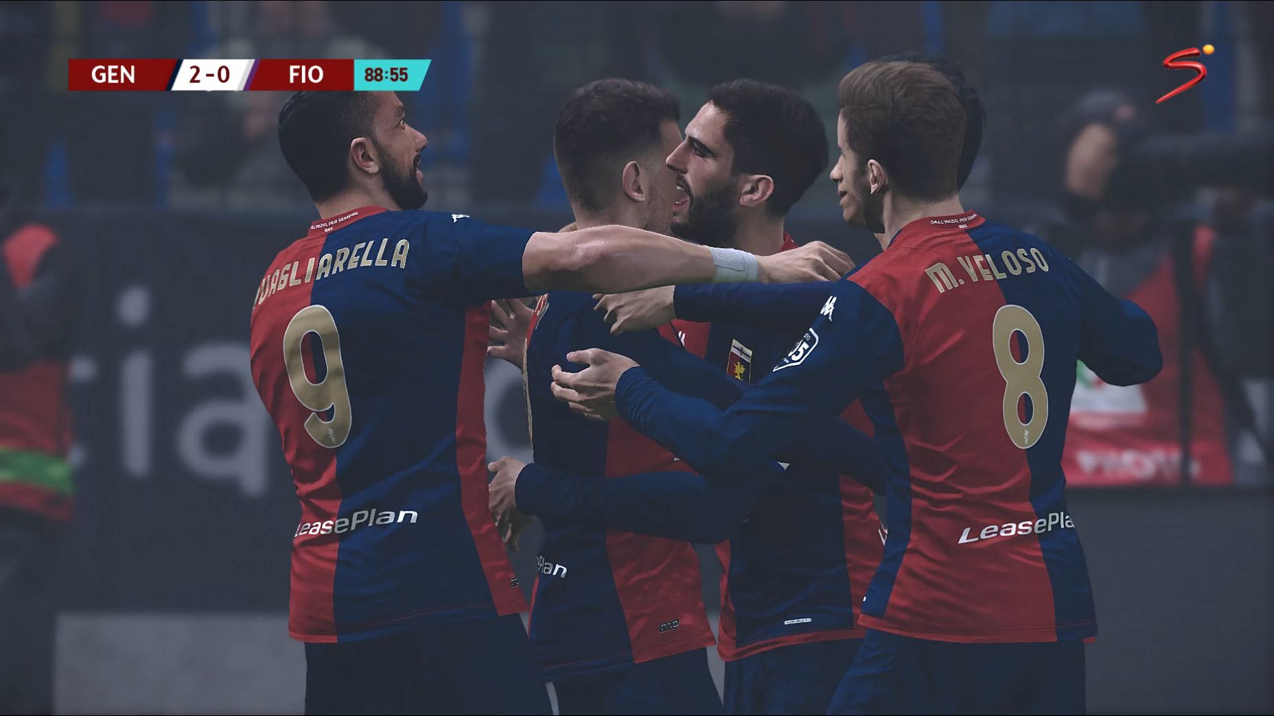 足球传奇球员访问意大利联赛，传授经验