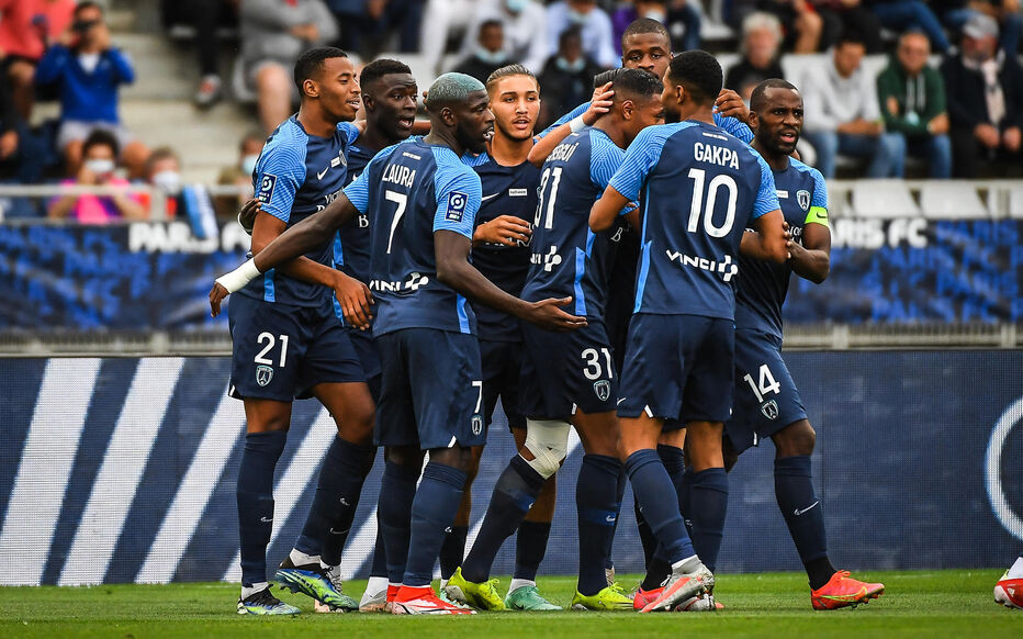 里尔客场战胜巴黎FC,取得胜利 里尔客场战胜巴黎FC,取得胜利