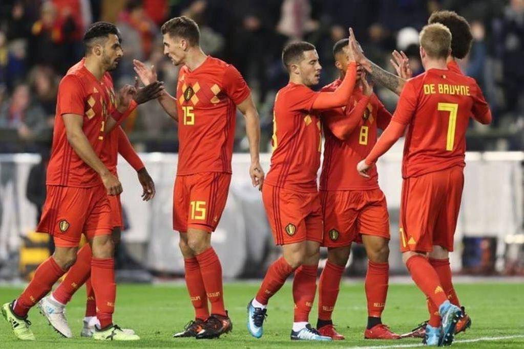 斯洛伐克队全力以赴,罗马尼亚队不敌对手的简单介绍 斯洛伐克队全力以赴,罗马尼亚队不敌对手的简单介绍