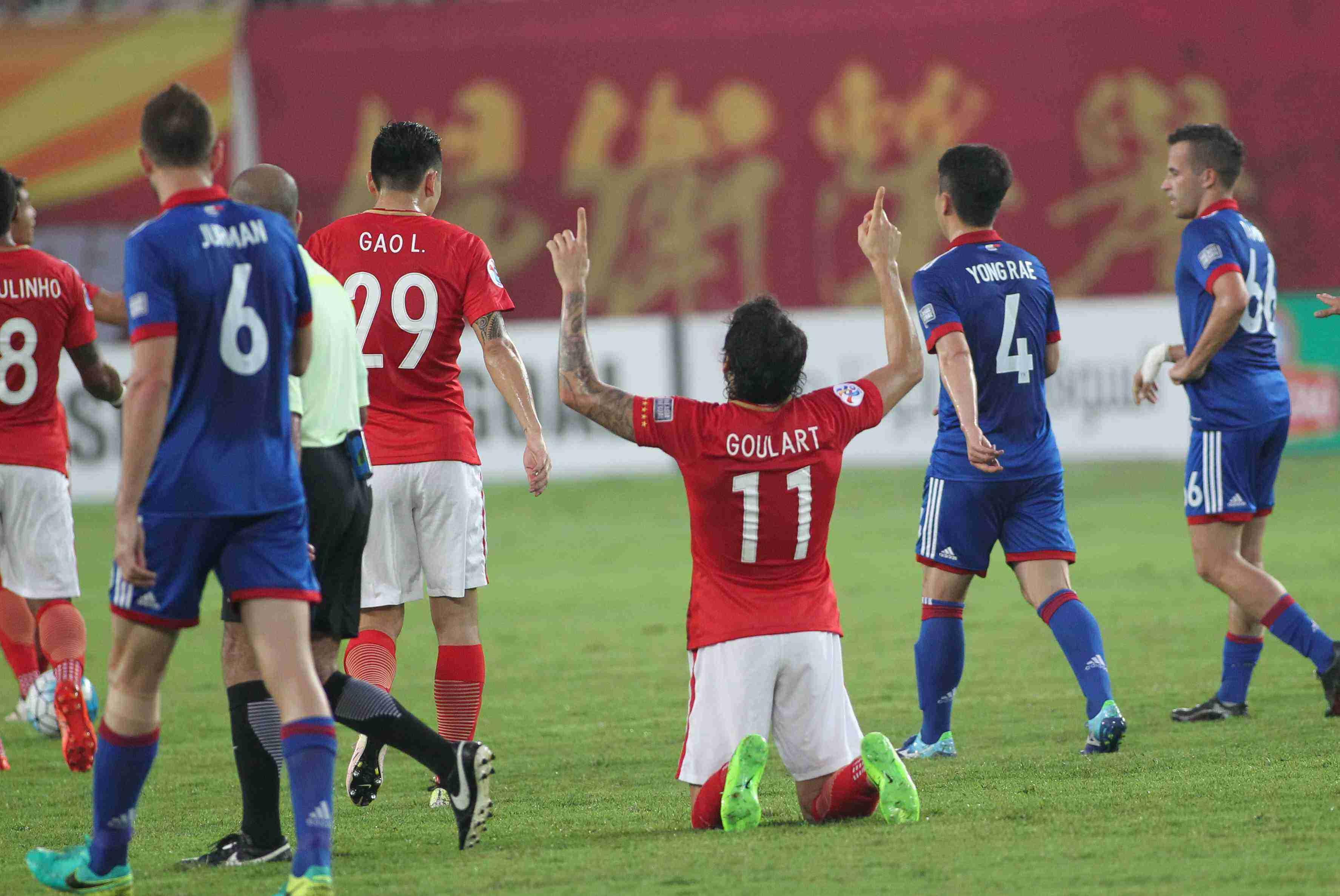 恒大连败遭逆转，卫冕梦想渺茫背水一战的简单介绍