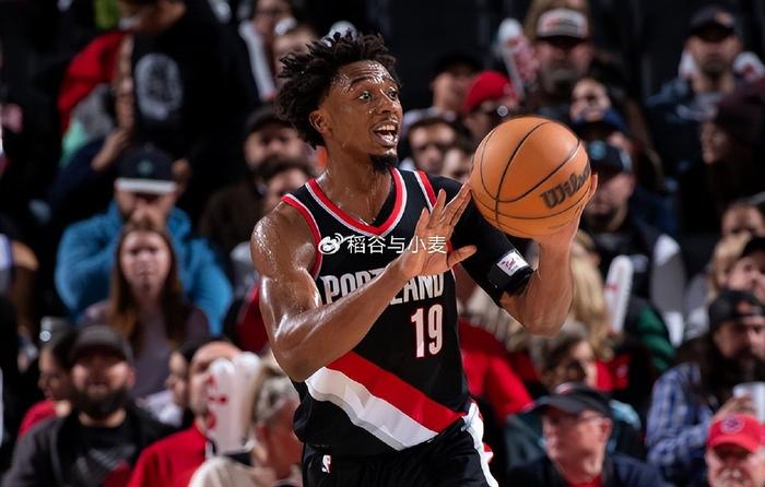 开拓者克服困难,球队整体表现向好迈进的简单介绍 开拓者克服困难,球队整体表现向好迈进的简单介绍