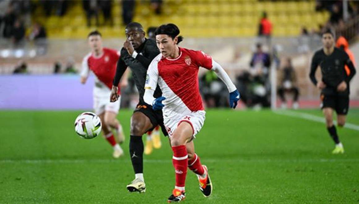 包含巴黎圣日耳曼前锋刷爆纪录,攻势如破竹令对手绝望的词条 包含巴黎圣日耳曼前锋刷爆纪录,攻势如破竹令对手绝望的词条