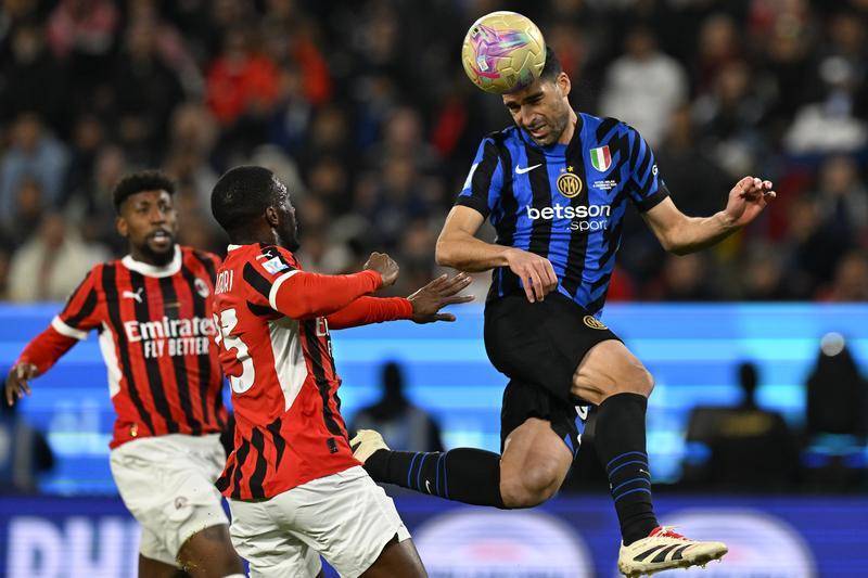 意大利冷门逆袭,让欧洲足坛震惊 意大利冷门逆袭,让欧洲足坛震惊