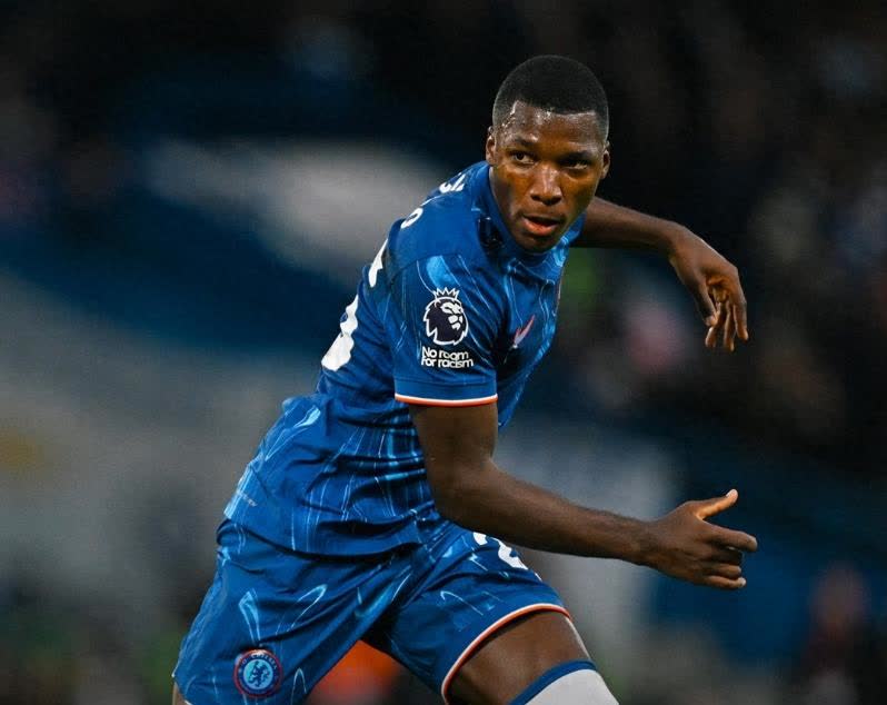 切尔西后防再失误,惨遭对手绝杀 切尔西后防再失误,惨遭对手绝杀