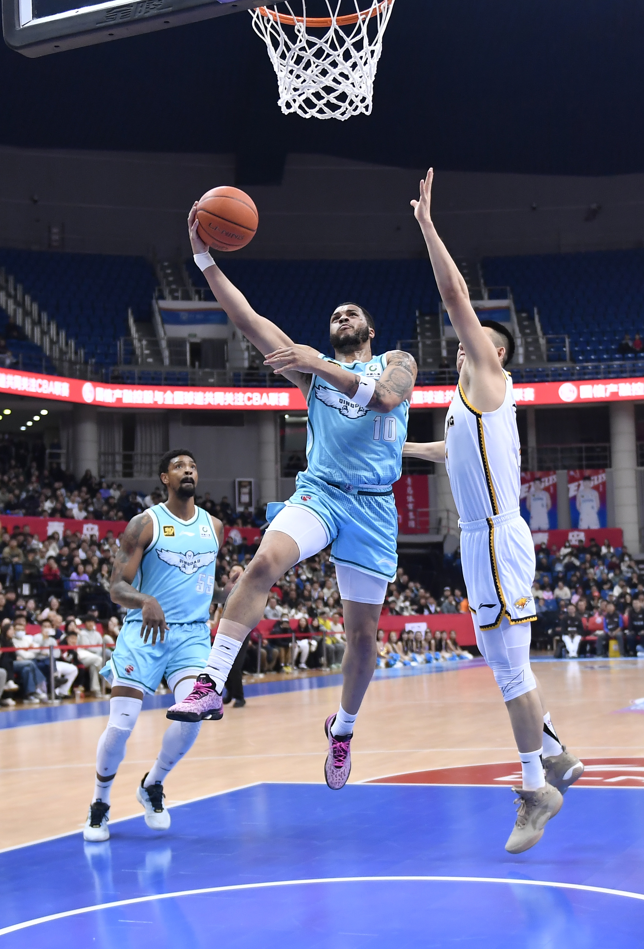 包含青岛男篮再取胜利,全队实力突出击败对手的词条 包含青岛男篮再取胜利,全队实力突出击败对手的词条