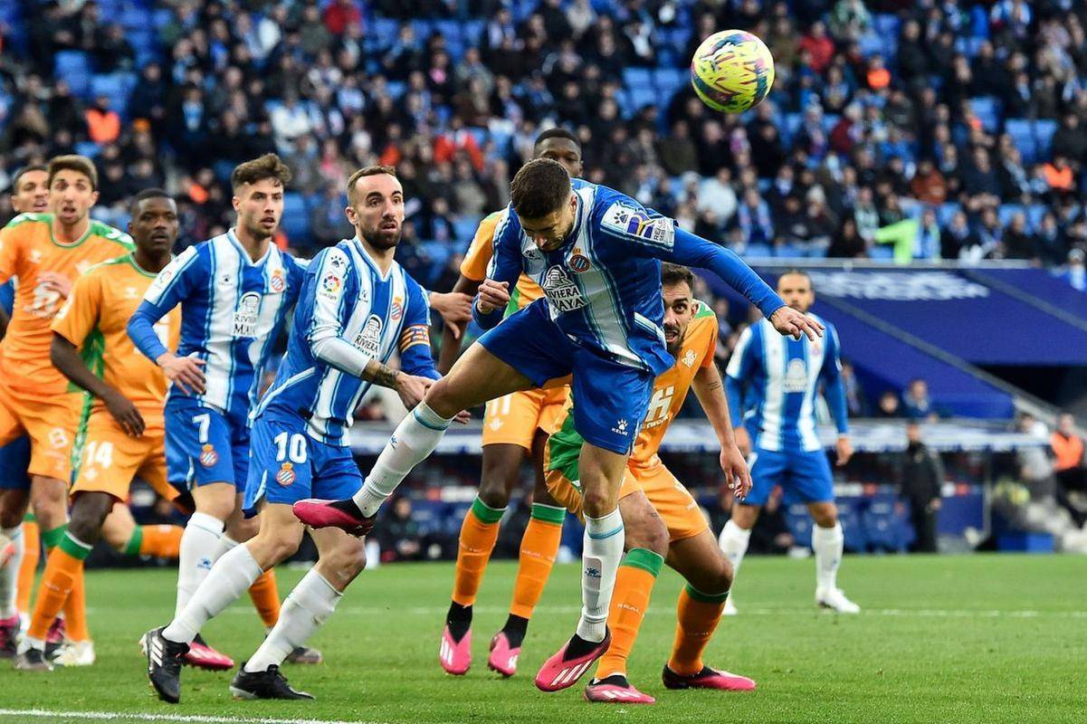 世界体育大事件!两项足球明星对决的简单介绍 世界体育大事件!两项足球明星对决的简单介绍