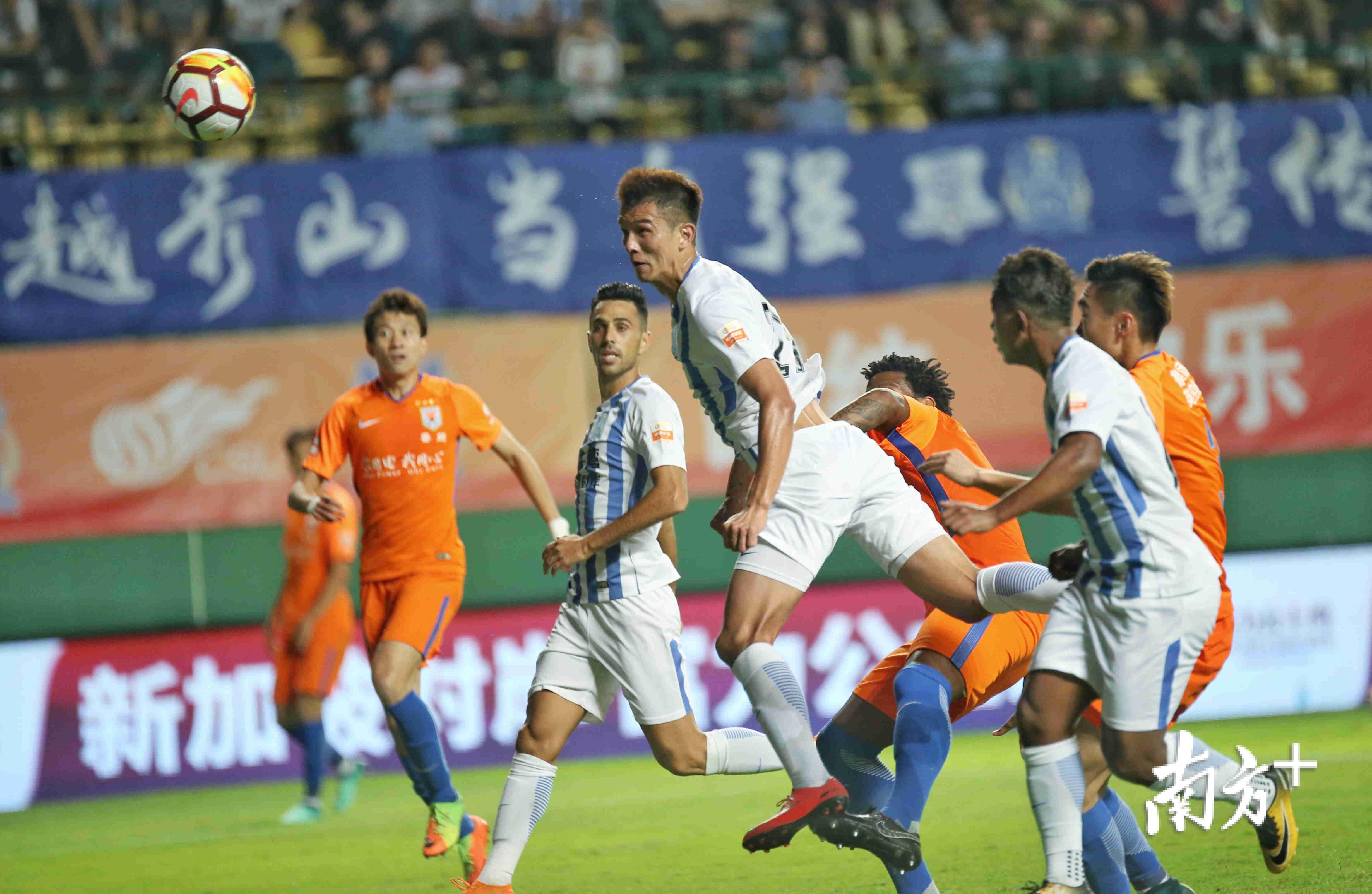 富力大战鲁能——强强对话谁能笑到最后的简单介绍 富力大战鲁能——强强对话谁能笑到最后的简单介绍