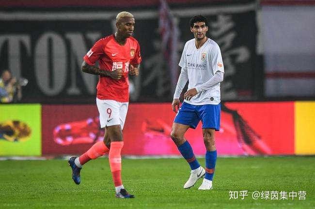 富力大战鲁能——强强对话谁能笑到最后的简单介绍 富力大战鲁能——强强对话谁能笑到最后的简单介绍