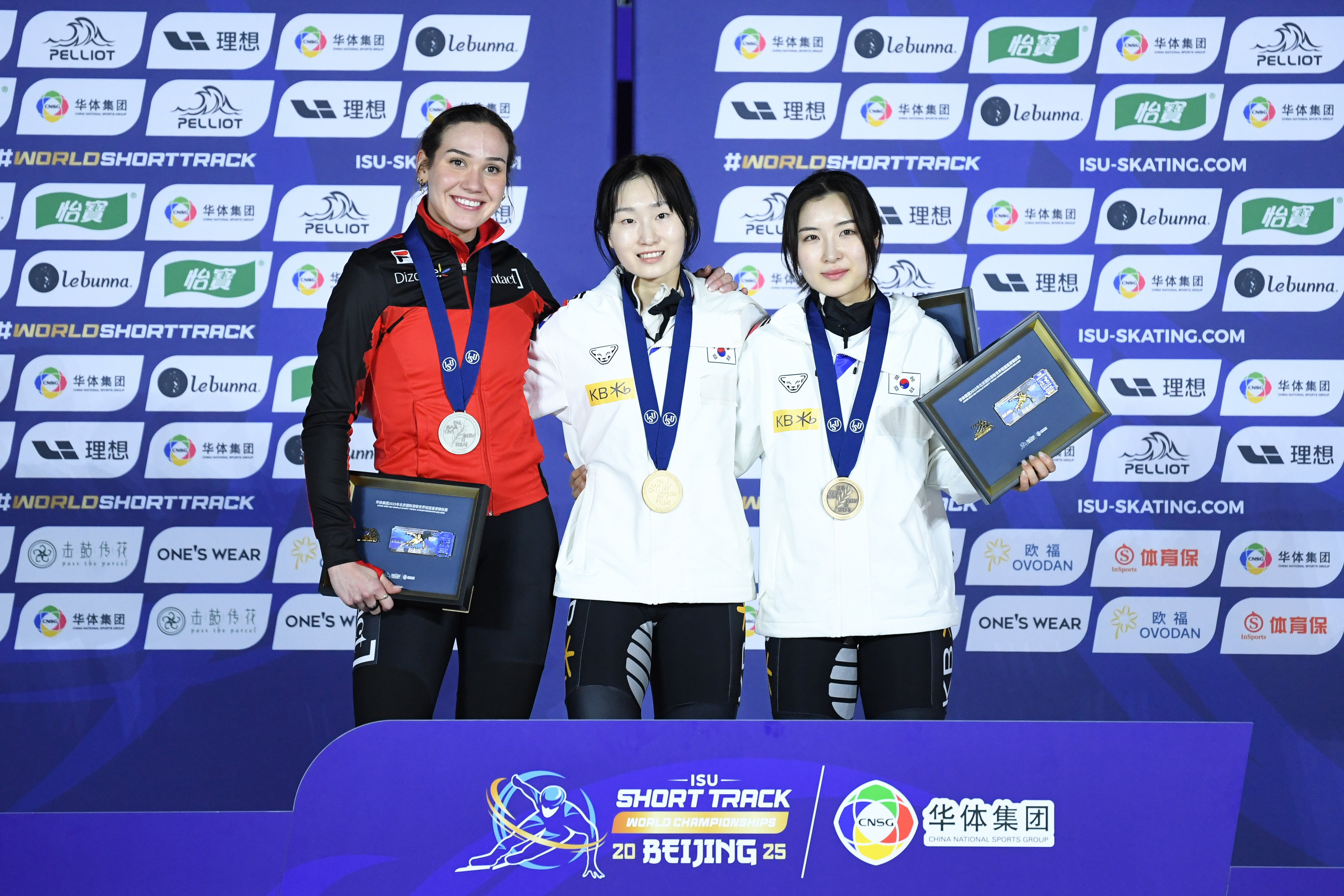 比利时选手获得女子竞速滑板冠军 比利时选手获得女子竞速滑板冠军