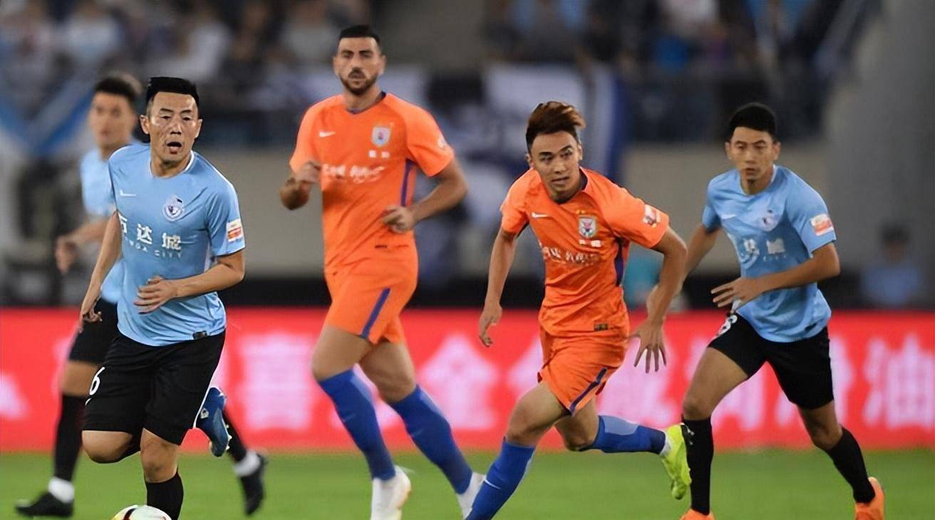 鲁能中场梯队大放异彩,球风优雅令对手忌惮 鲁能中场梯队大放异彩,球风优雅令对手忌惮