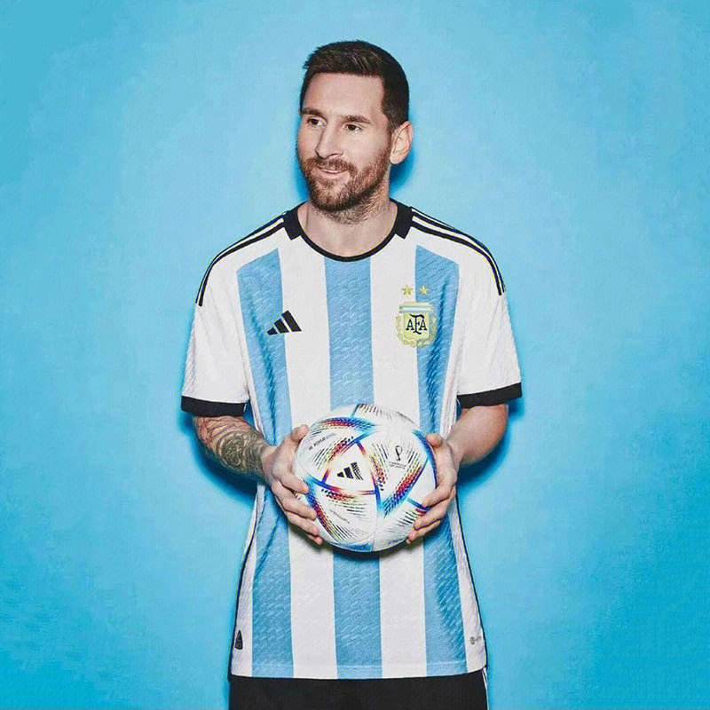 荷兰国脚独中两元,帮助球队成功晋级 荷兰国脚独中两元,帮助球队成功晋级