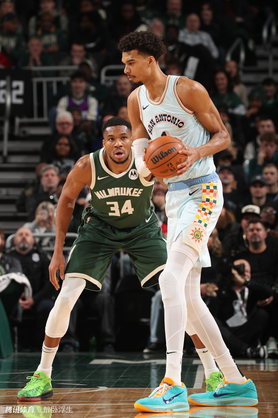 爵士双枪联手！赢下雄鹿取得胜利