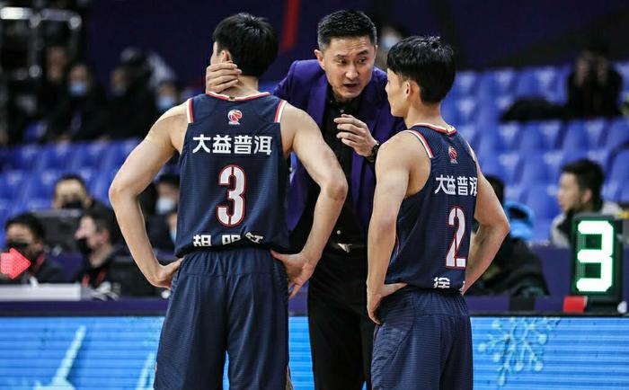 云南男篮展现团队合作,硬战过关的简单介绍 云南男篮展现团队合作,硬战过关的简单介绍