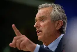 摩特尼取得精彩胜利,向前迈进 摩特尼取得精彩胜利,向前迈进