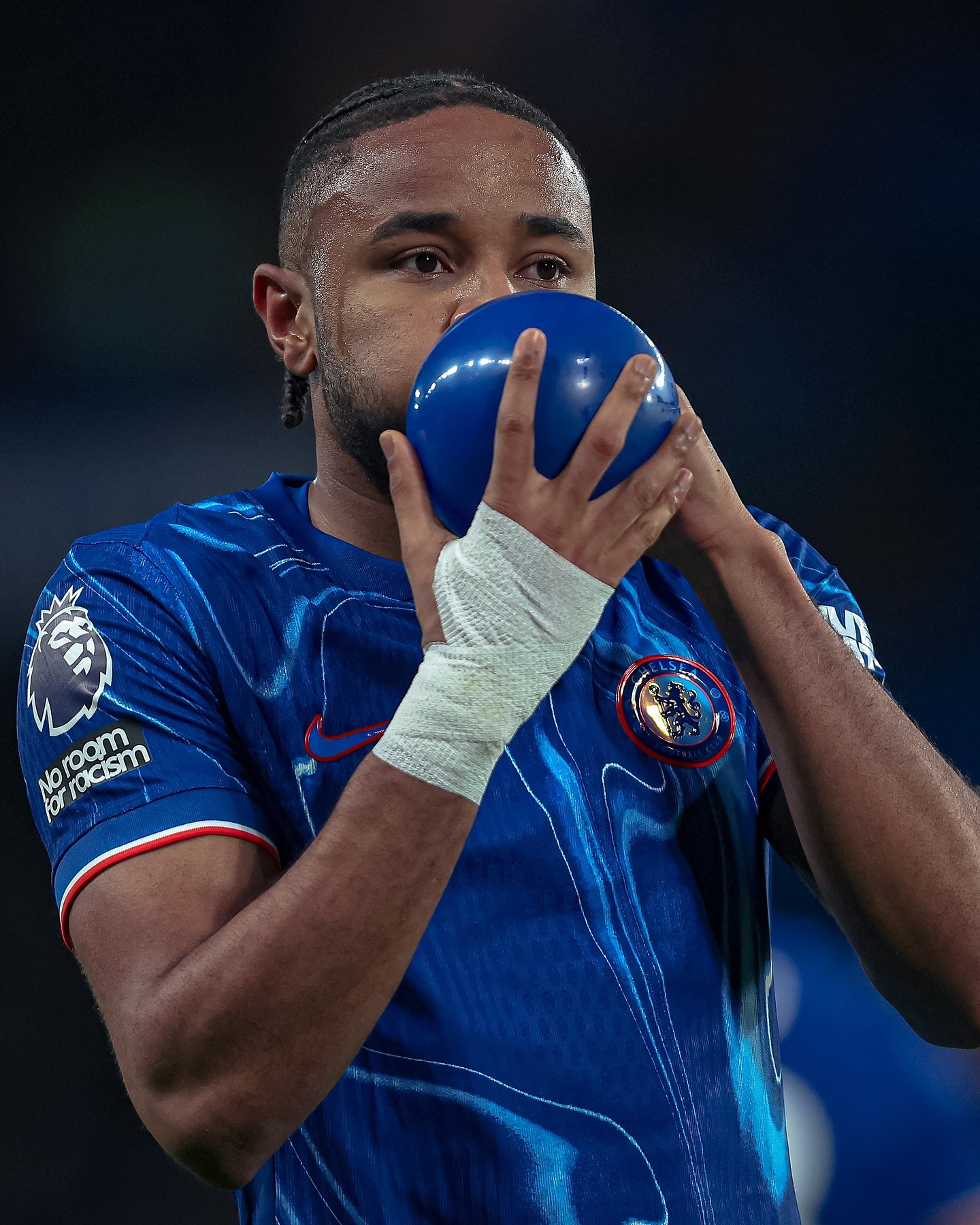 包含切尔西客场逆转获胜,保持领跑优势的词条 包含切尔西客场逆转获胜,保持领跑优势的词条