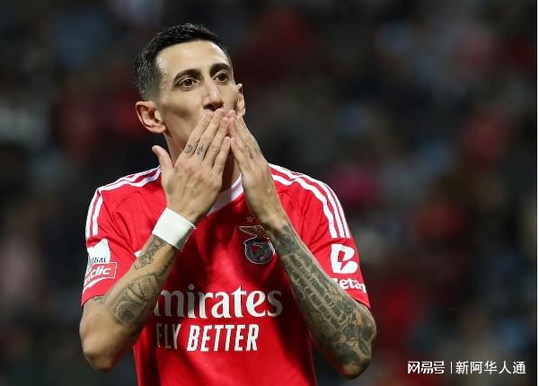 阿根廷传奇球星退役,结束辉煌职业足球生涯 阿根廷传奇球星退役,结束辉煌职业足球生涯