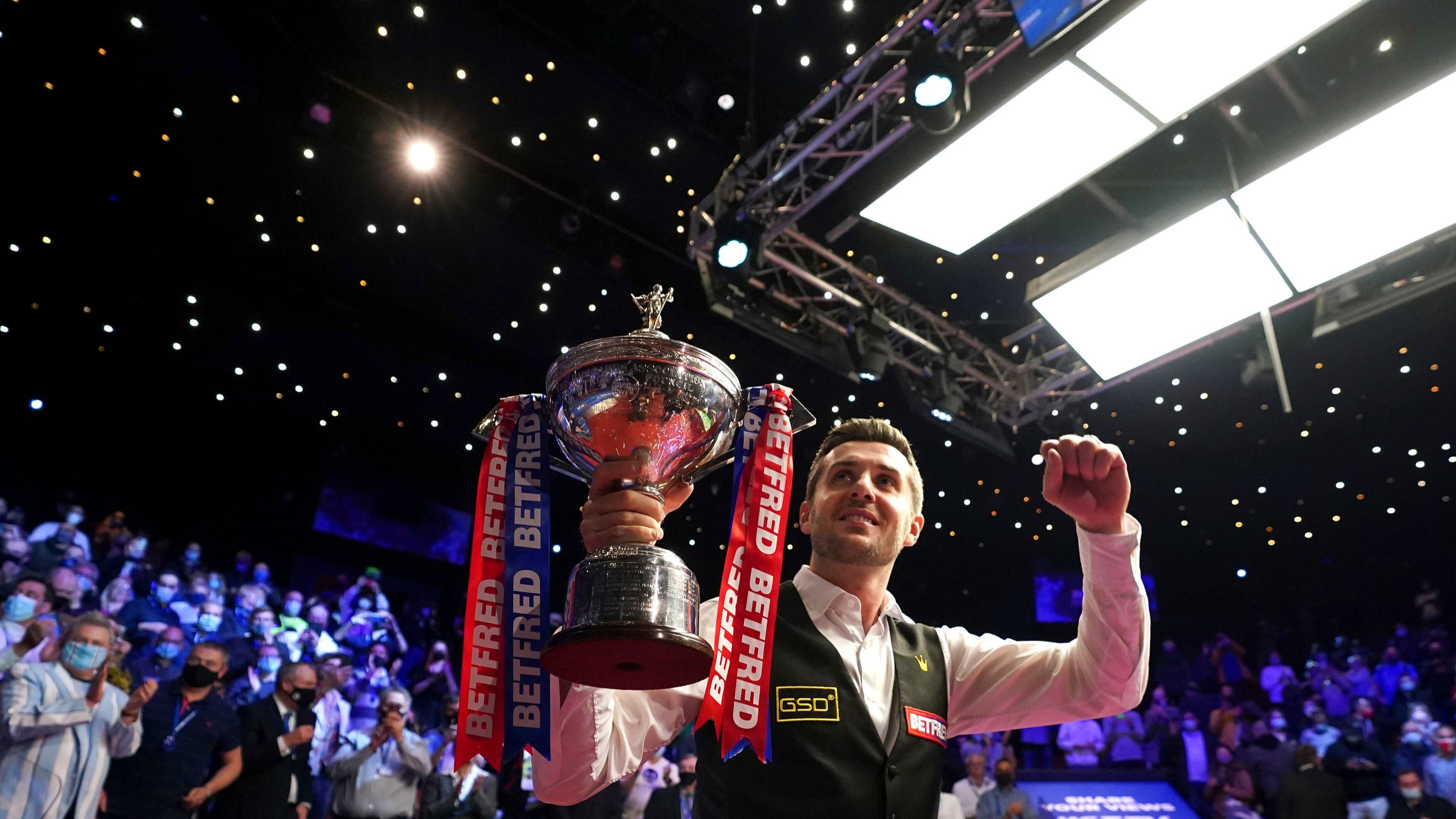 西区比尔逊力克对手晋级半决赛 西区比尔逊力克对手晋级半决赛