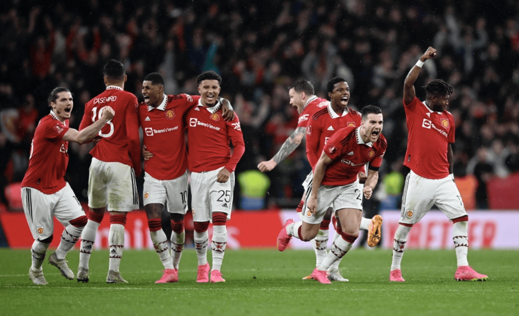 曼联遗憾出局,欧冠之路走到尽头 曼联遗憾出局,欧冠之路走到尽头