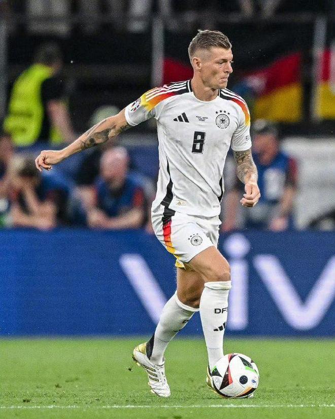 罗马遗憾告负,欧冠梦想破碎! 罗马遗憾告负,欧冠梦想破碎!