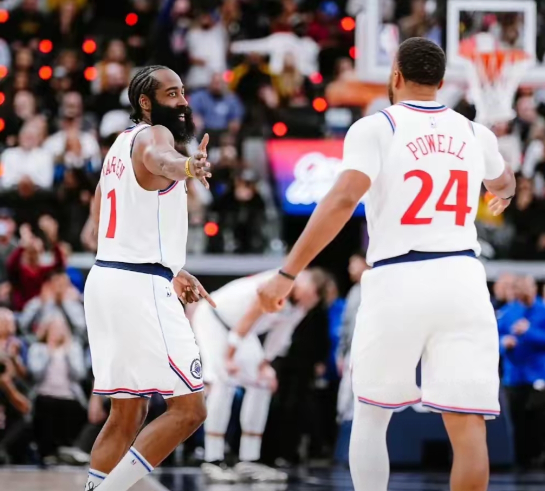 包含弗尔汉姆主场负于对手，遭遇背靠背失利的词条