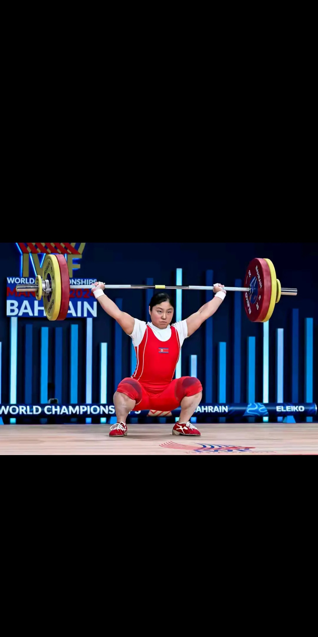 泰国举重选手突破个人极限夺得铜牌