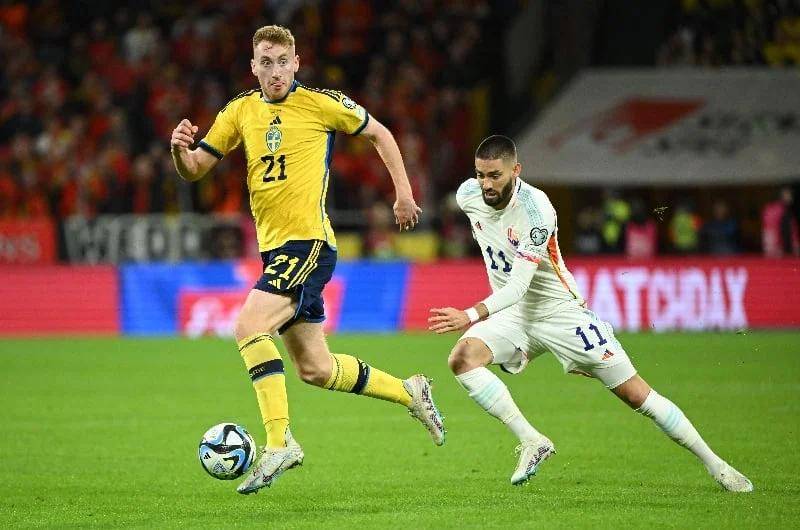 欧预赛比赛阵容整装待发迎战强手