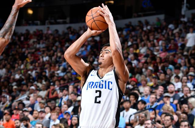 斯洛文尼亚战胜克里米亚休斯贡献助攻