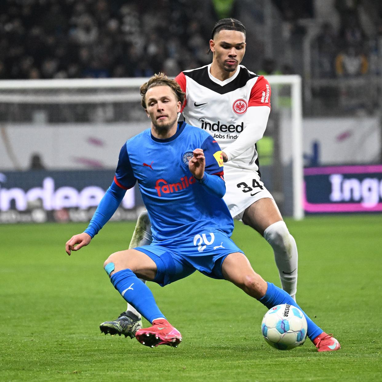 法兰克福主场大胜,踏入连胜行列 法兰克福主场大胜,踏入连胜行列