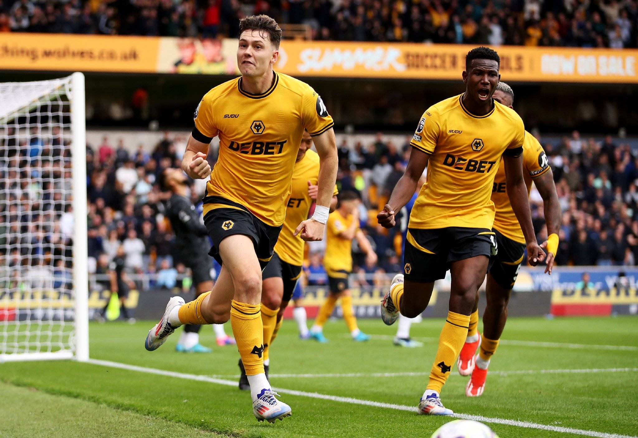 俄罗斯神锋建功,帮助水晶宫客场获胜 俄罗斯神锋建功,帮助水晶宫客场获胜