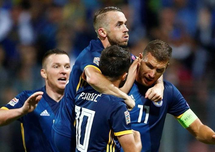 包含罗马尼亚队实现逆袭,晋级希望蒸蒸日上的词条 包含罗马尼亚队实现逆袭,晋级希望蒸蒸日上的词条