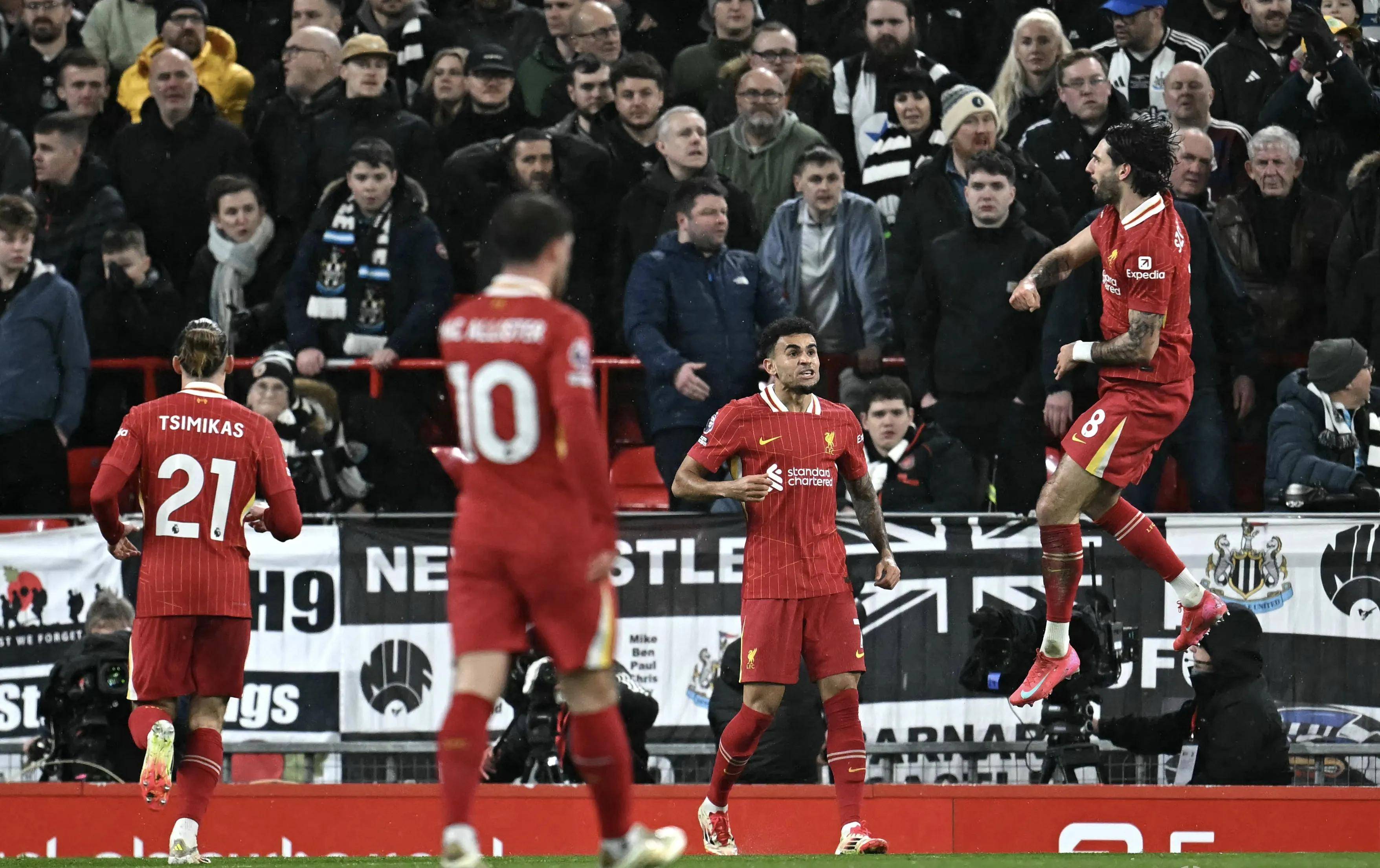 欧洲豪门强强对抗,赛事悬念迭起 欧洲豪门强强对抗,赛事悬念迭起