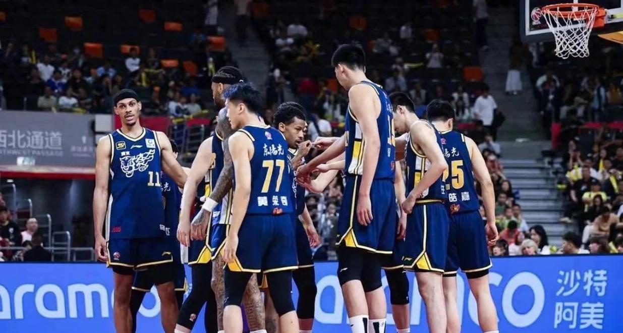 湖南队客场成功逆袭,士气大振 湖南队客场成功逆袭,士气大振