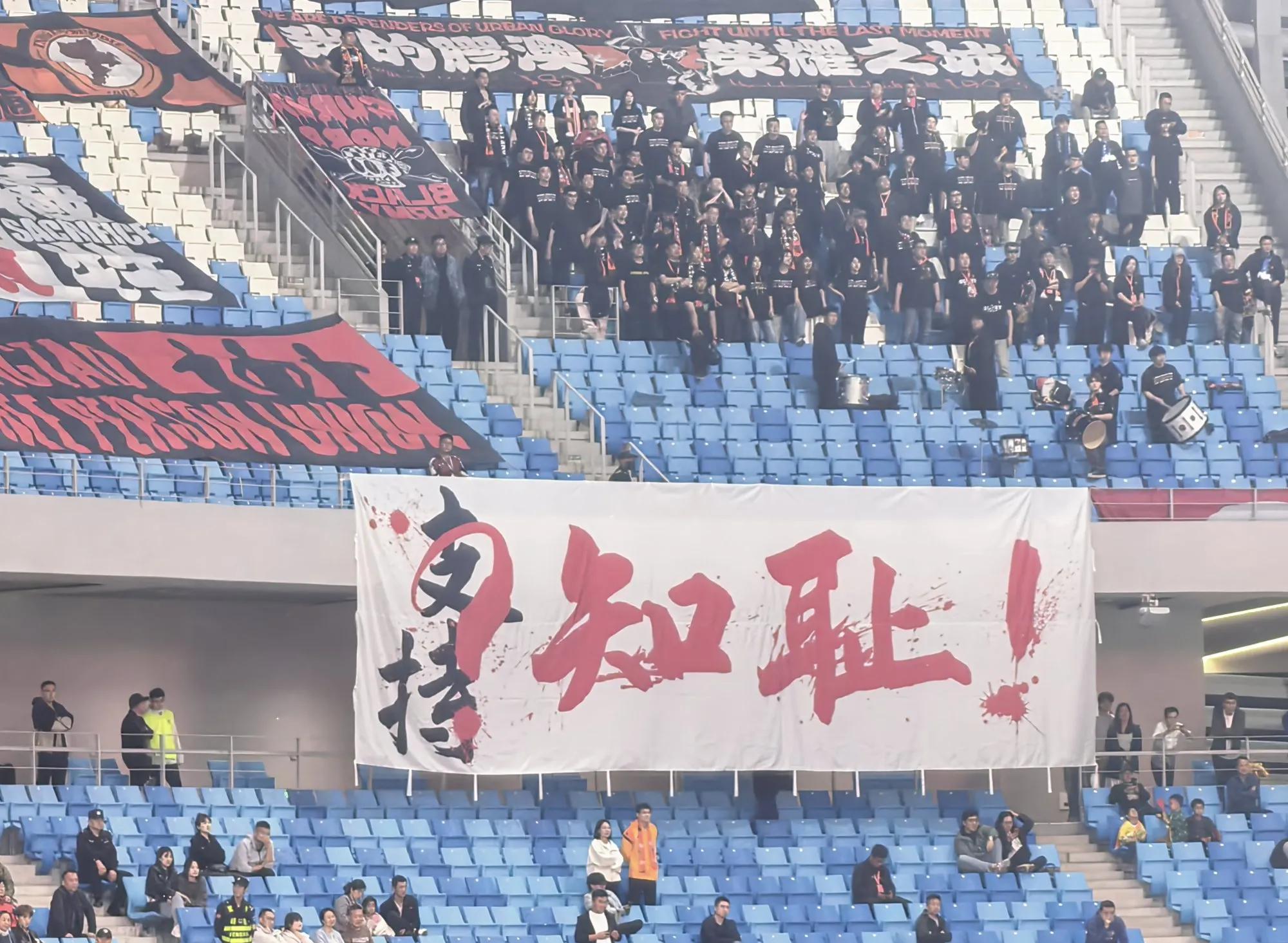 大将缺阵!球队实力大打折扣,球迷心急如焚的简单介绍 大将缺阵!球队实力大打折扣,球迷心急如焚的简单介绍