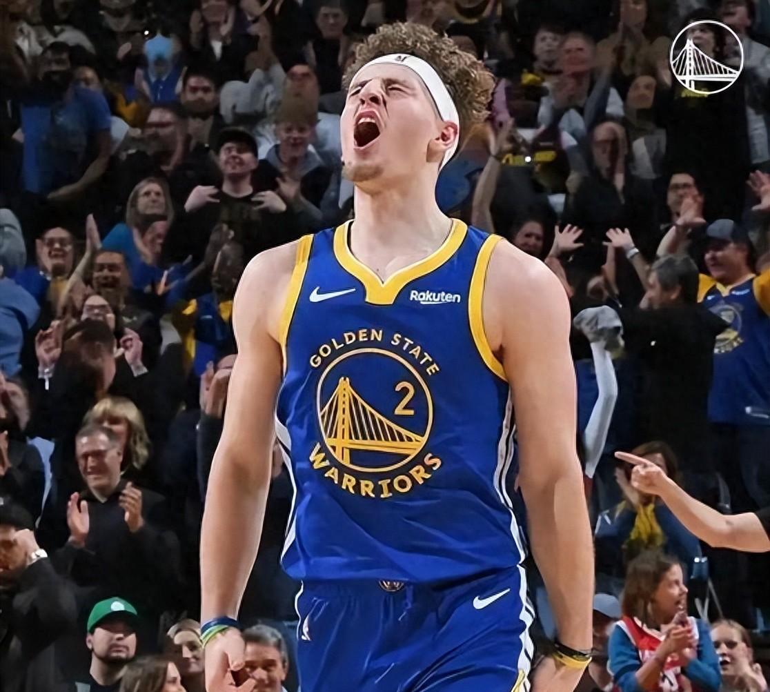 勇士大胜独行侠收官欢喜连胜 勇士大胜独行侠收官欢喜连胜