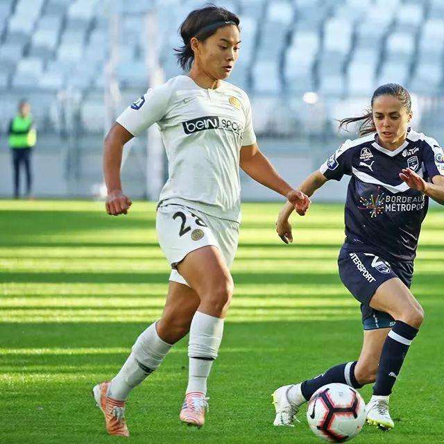 马德里女足主教练接受采访谈训练心得