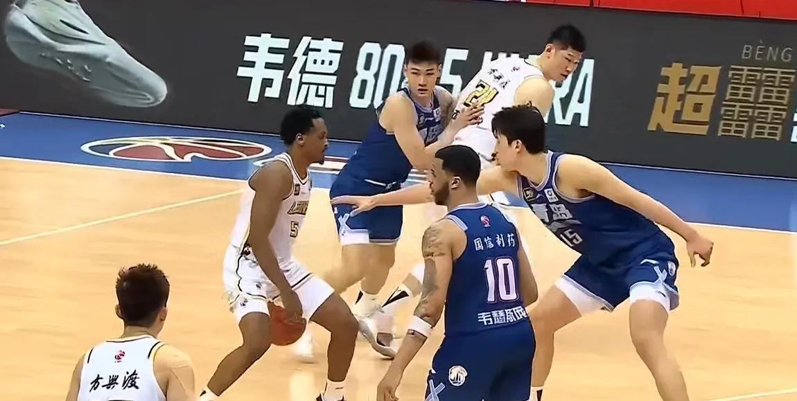 关于辽宁男篮拿下关键胜利,晋级季后赛前夕的信息 关于辽宁男篮拿下关键胜利,晋级季后赛前夕的信息