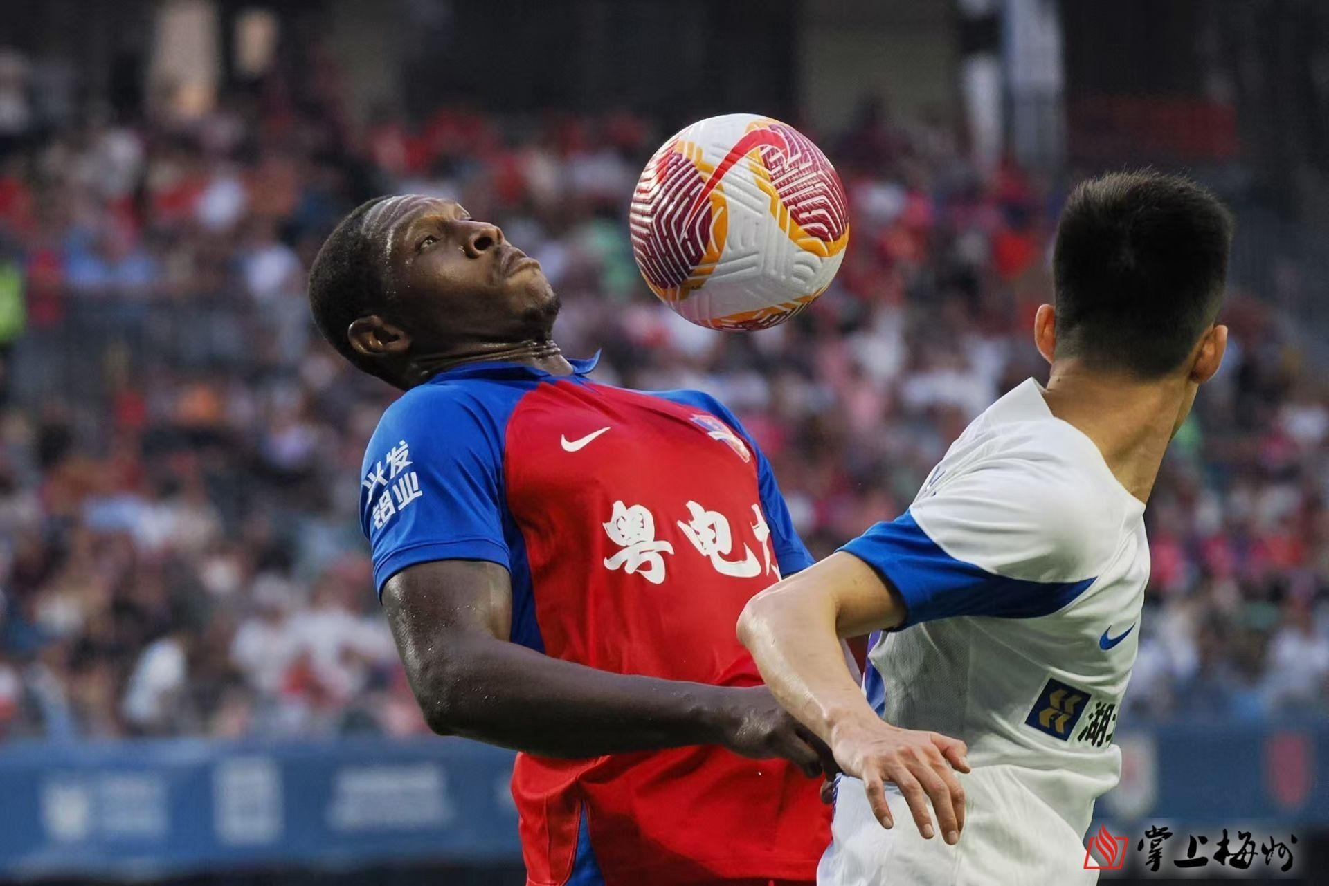 富勒姆客场击败沃特福德,稳住保级形势,迎来关键胜利 富勒姆客场击败沃特福德,稳住保级形势,迎来关键胜利