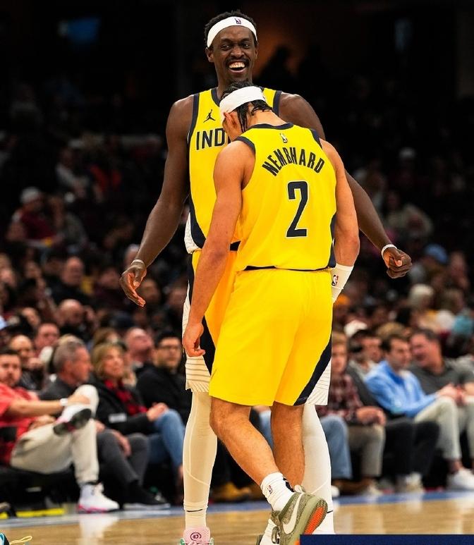 活塞队连胜终结,米切尔罗宾逊受伤退场 活塞队连胜终结,米切尔罗宾逊受伤退场