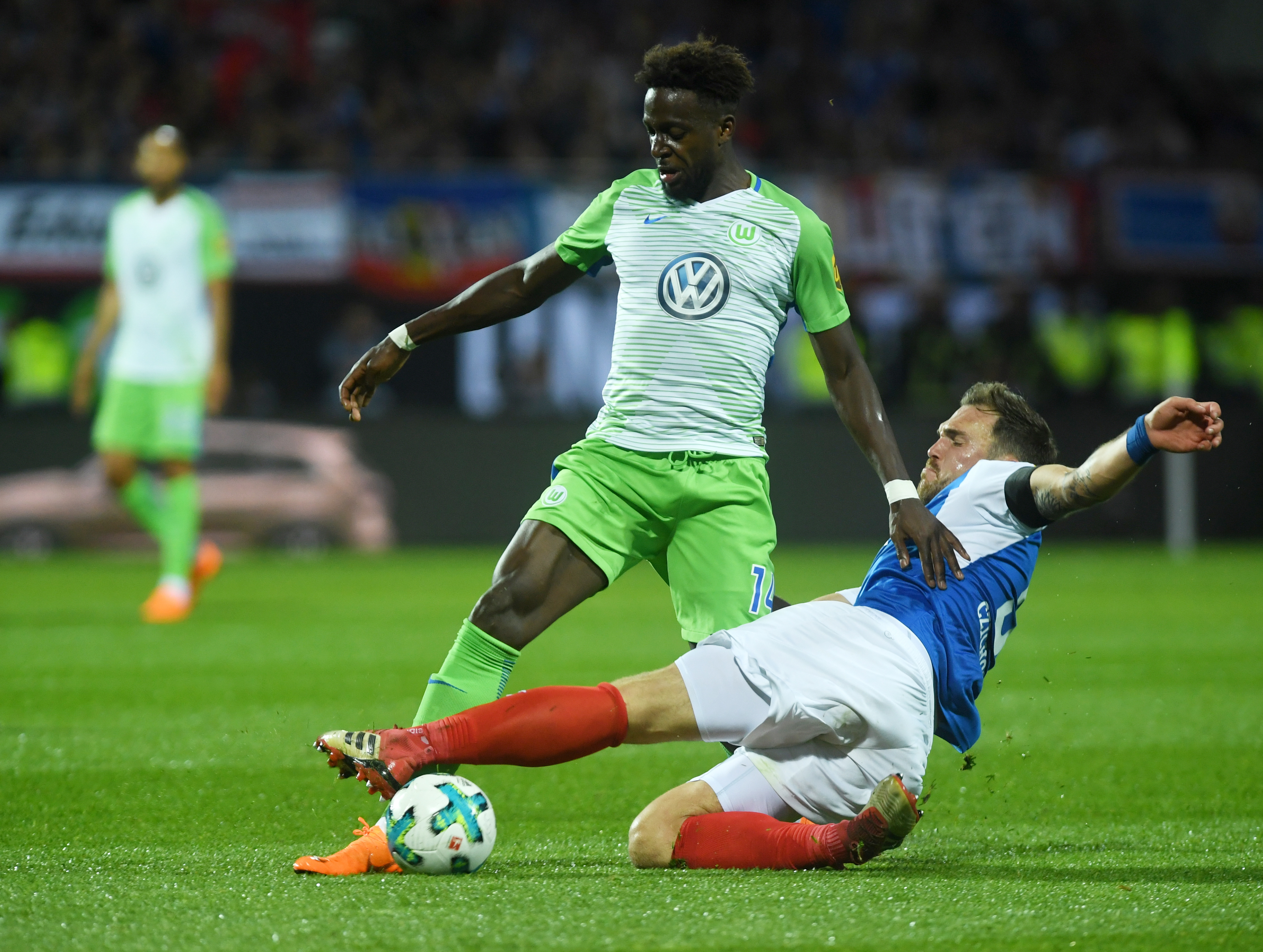 耶拿遭受失利，德甲保级形势变得越发严峻