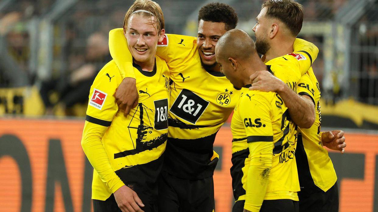 包含实力强大球队展现雄心壮志，拼尽全力的词条