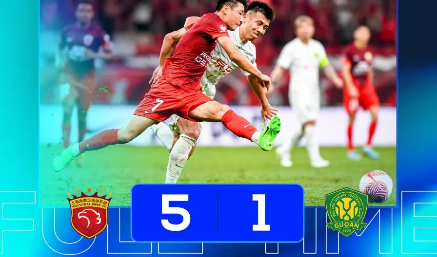 射手火力全开雄踞榜首,球队轻取胜利 射手火力全开雄踞榜首,球队轻取胜利