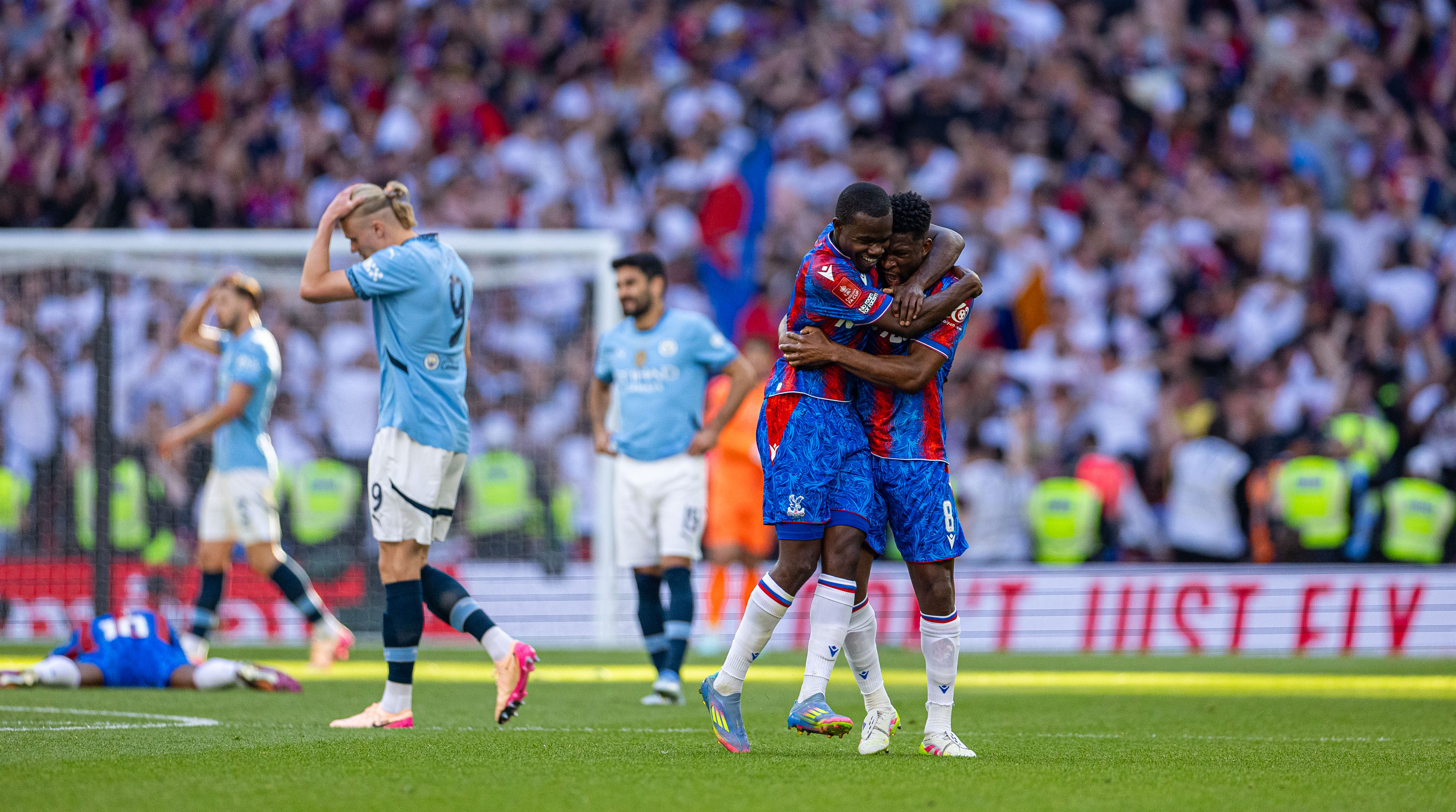 包含英格兰中场表现火爆，将成为欧洲超级杯决赛关键的词条