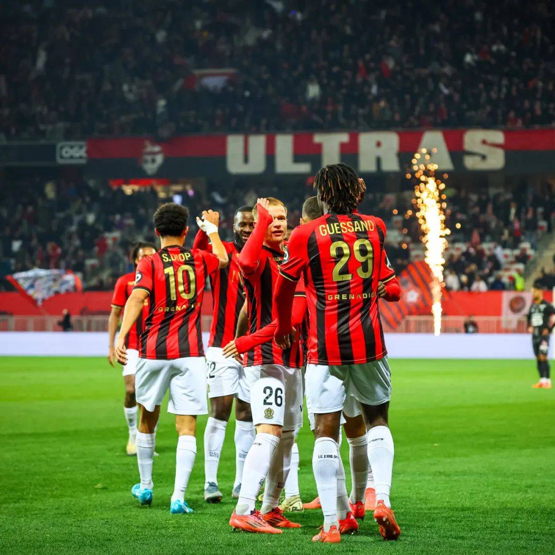 尼斯队连续击败对手，领跑法国联赛