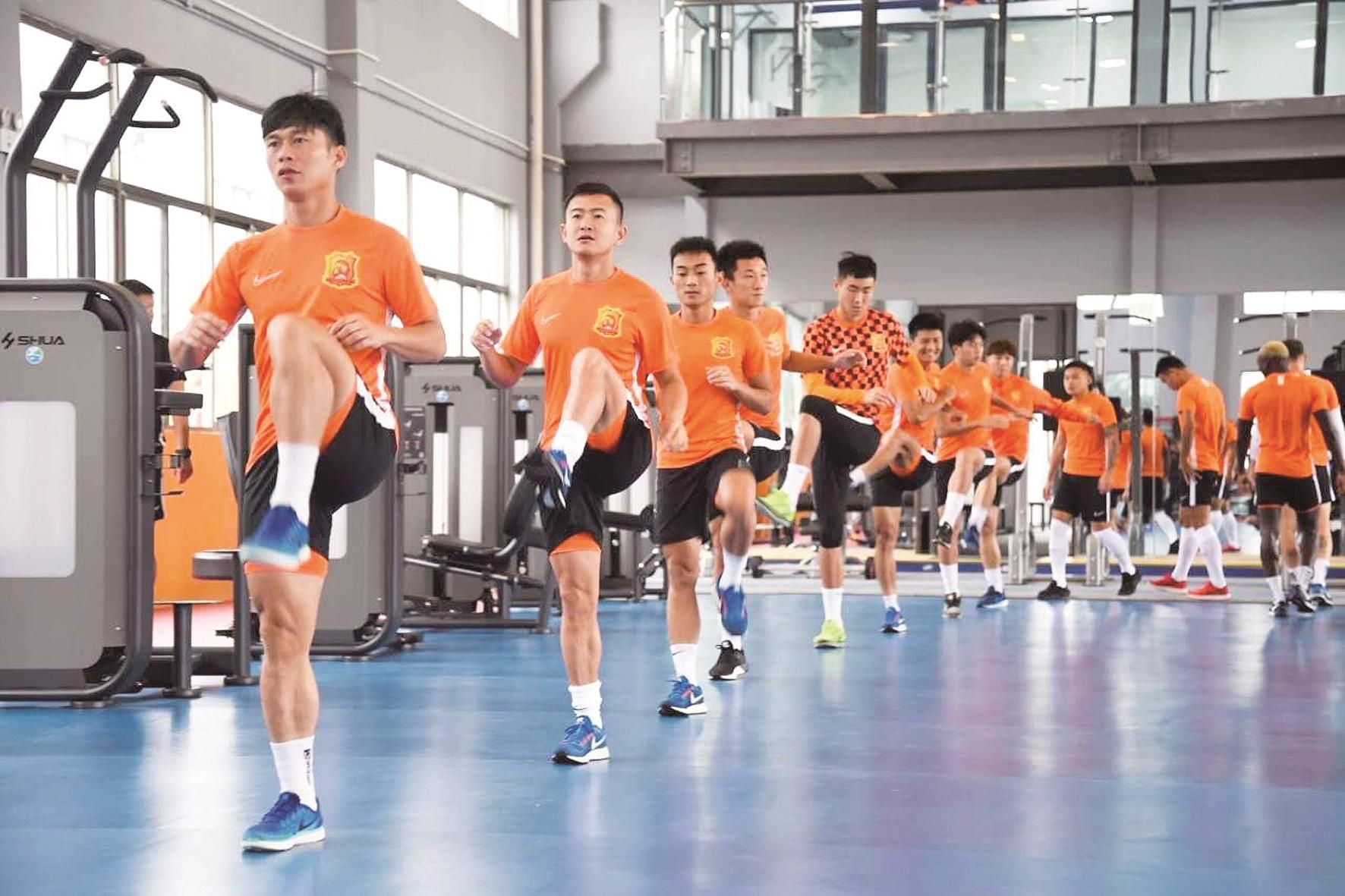 武汉卓尔备战下轮比赛,期待胜利到来的简单介绍 武汉卓尔备战下轮比赛,期待胜利到来的简单介绍