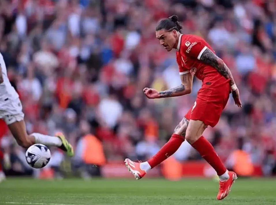 利物浦球员谈德甲经验,称赛场相对激烈 利物浦球员谈德甲经验,称赛场相对激烈