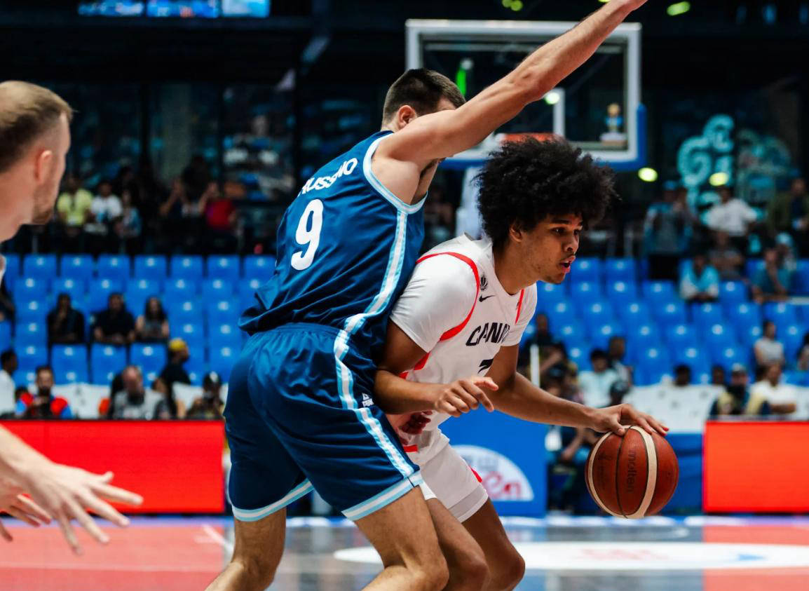 阿根廷篮球名将获得荣誉,成为国家骄傲 阿根廷篮球名将获得荣誉,成为国家骄傲