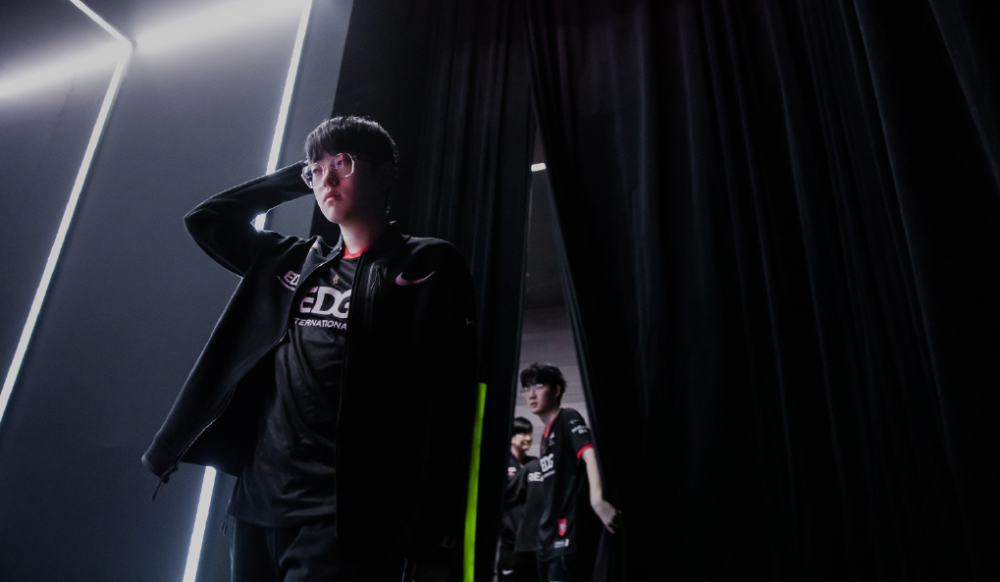 TL血洗KT,Scout极限生还后反打焦点之战入围赛,技惊四座的简单介绍 TL血洗KT,Scout极限生还后反打焦点之战入围赛,技惊四座的简单介绍