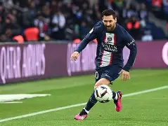 巴黎圣日耳曼后卫席尔瓦悼念朋友,联手守护胜利 巴黎圣日耳曼后卫席尔瓦悼念朋友,联手守护胜利